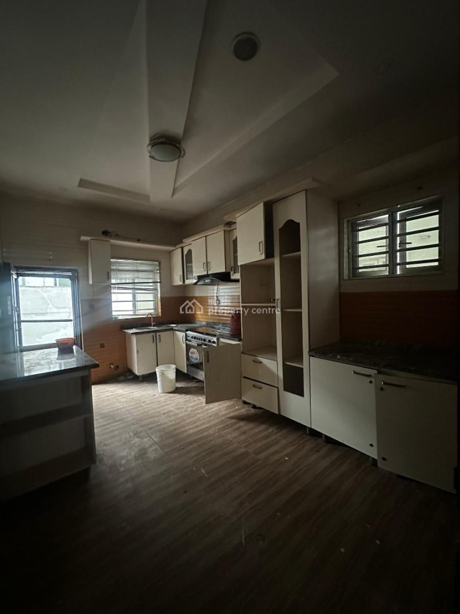 Well-maintained 5-bedroom Fully Detached Duplex with Bq, Osapa, Osapa, Lekki, Lagos, Semi-detached Duplex for Rent