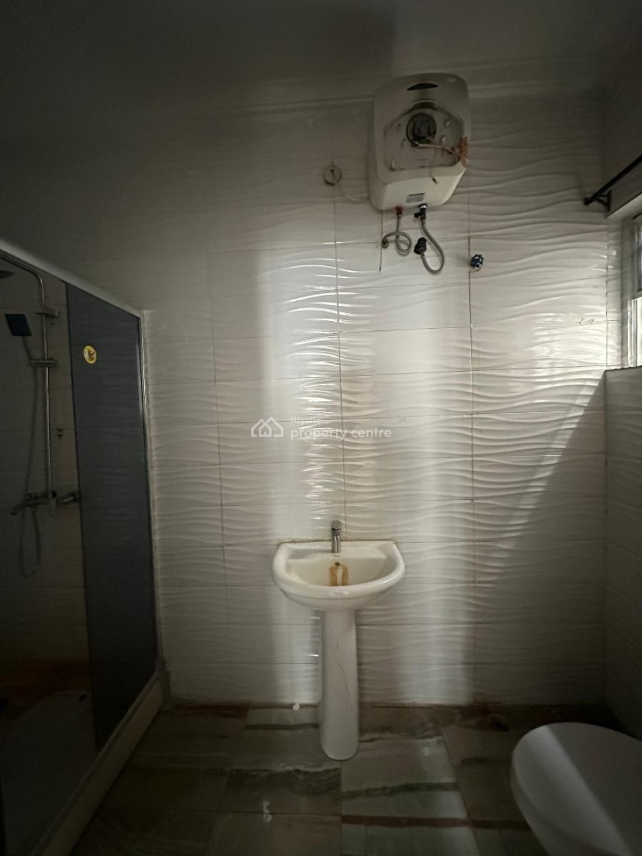 Well-maintained 5-bedroom Fully Detached Duplex with Bq, Osapa, Osapa, Lekki, Lagos, Semi-detached Duplex for Rent