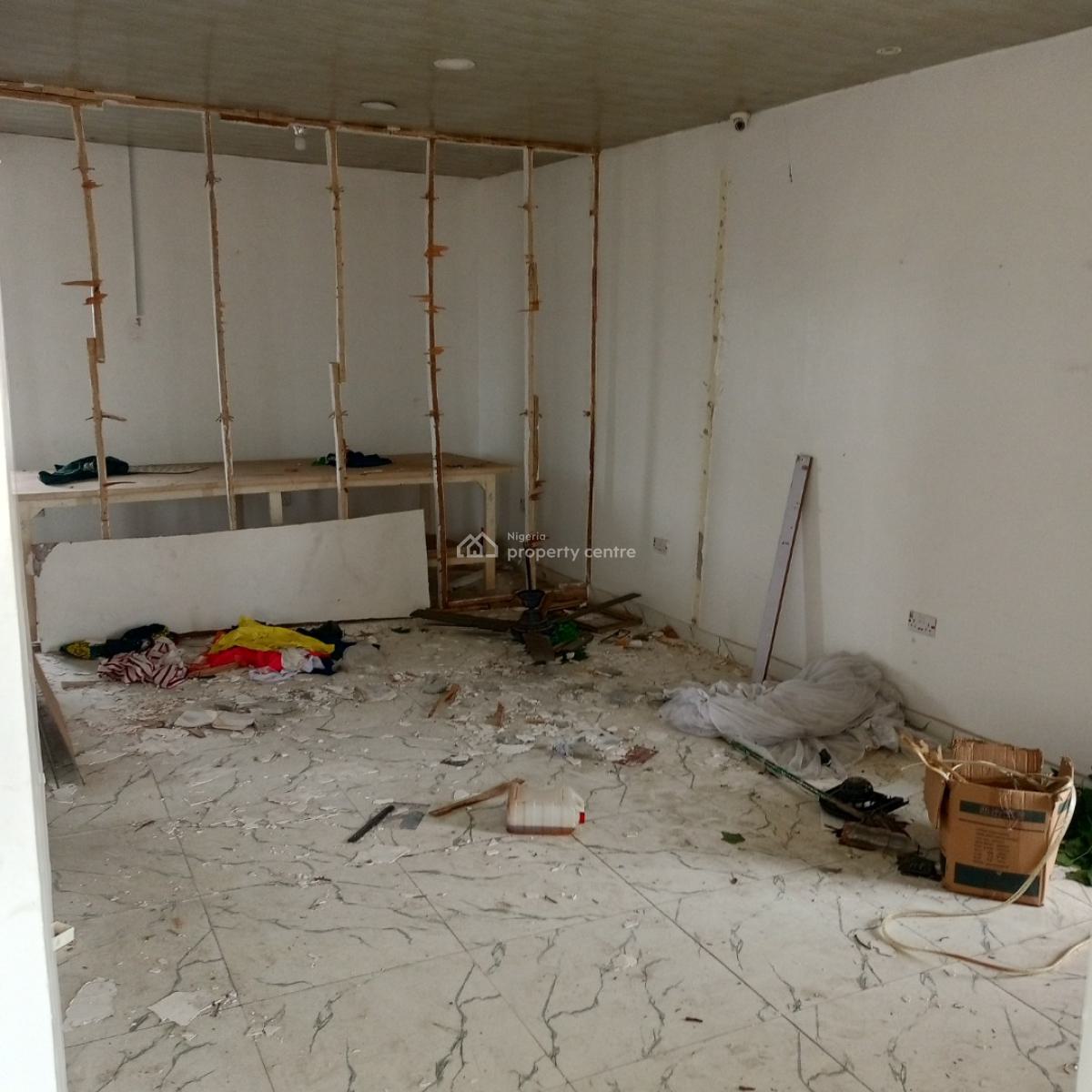 Sharp and Very Spacious Shop(facing The Major Ado Road), Ado Road Ajah-lekki, Ado, Ajah, Lagos, Shop for Rent