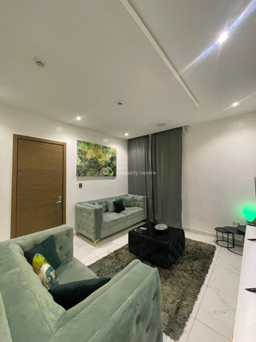 Fully Service One-bedroom Flat Apartment, Off Admiralty Road, Lekki Phase 1, Lekki, Lagos, Flat / Apartment for Rent