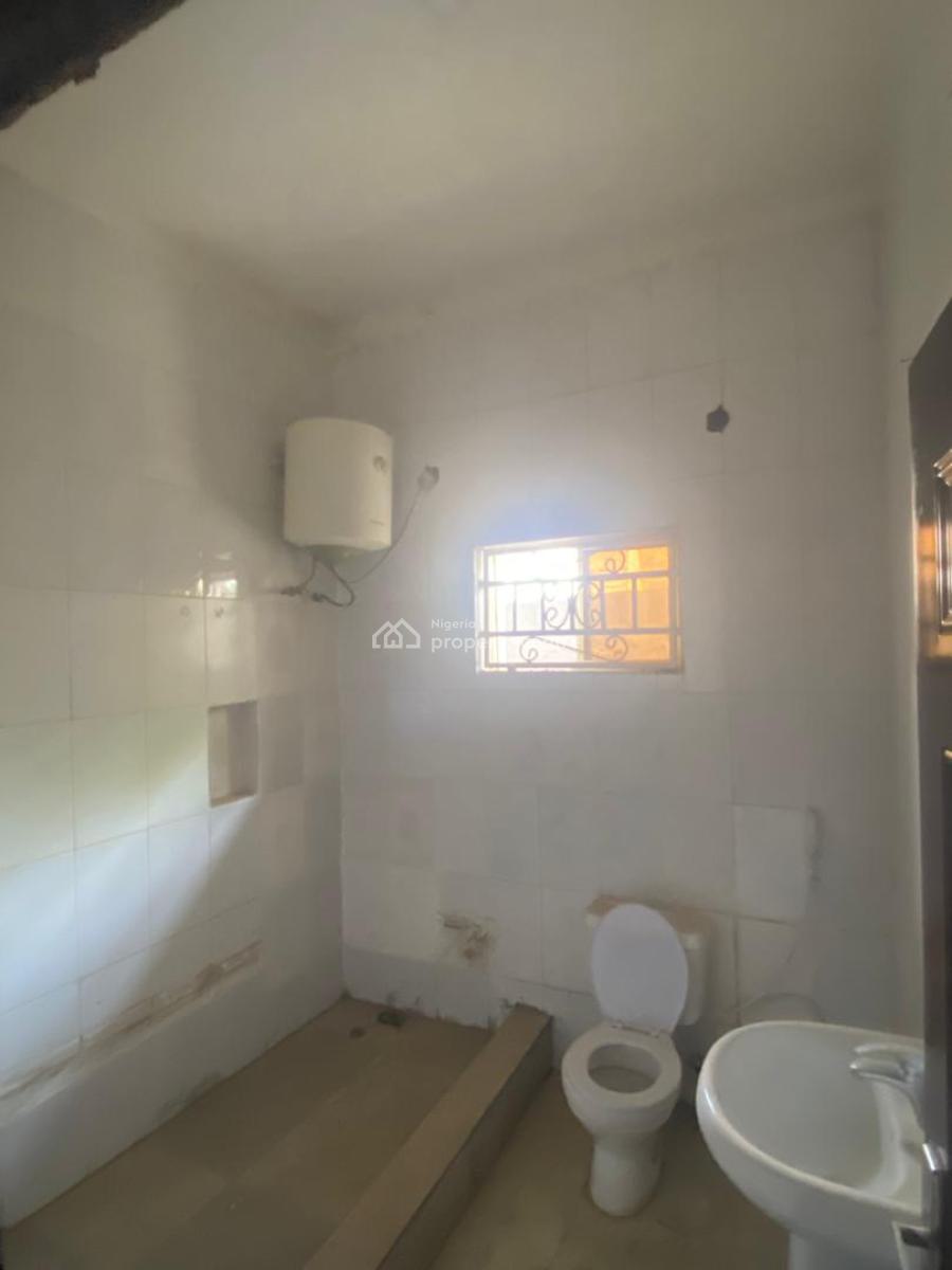 Massive 3 Bedroom Apartment with Store Room on a Tarred Road, Jabi, Abuja, Flat / Apartment for Rent