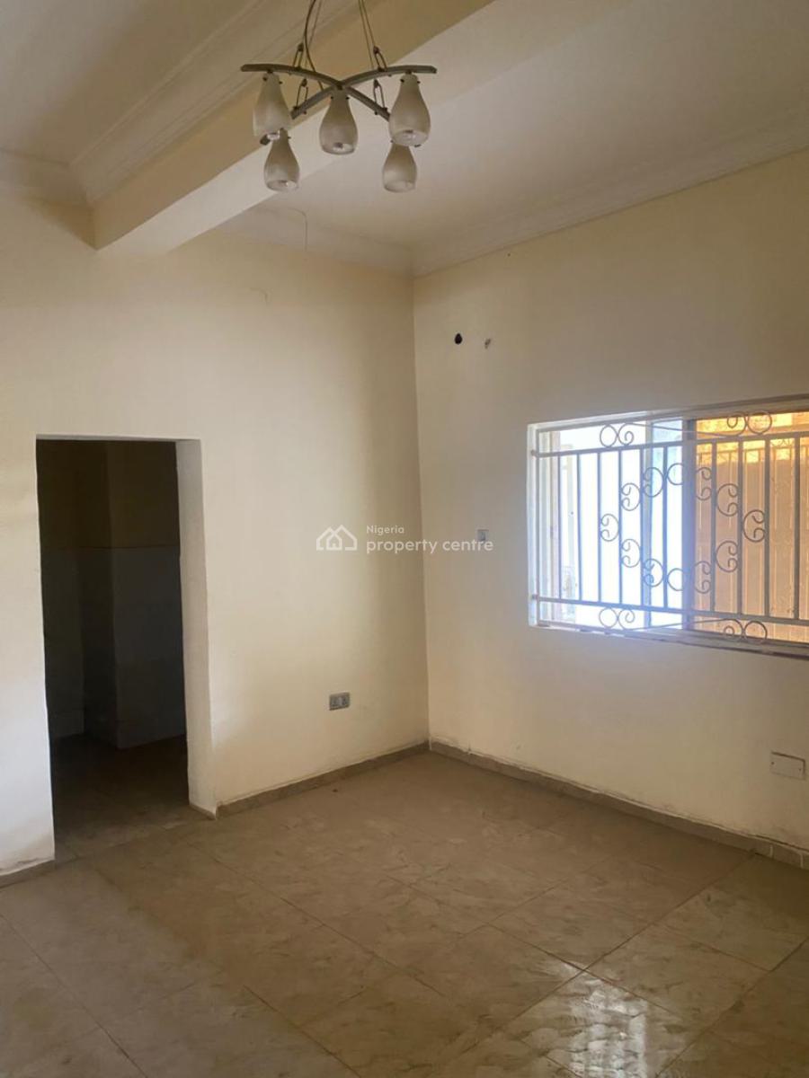Massive 3 Bedroom Apartment with Store Room on a Tarred Road, Jabi, Abuja, Flat / Apartment for Rent