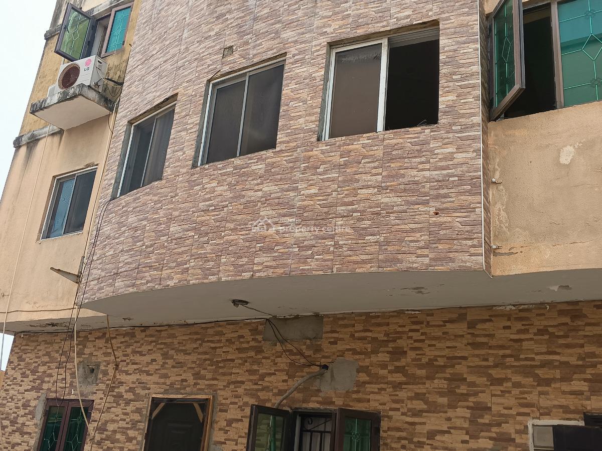 Fantastic 2 Bedrooms + Tiny Bq Flat , on Top 1st Floor, Tenanted, Admiralty Homes Estate, Alpha Beach Road, New-road Bustop, Igbo Efon, Lekki, Lagos, Flat / Apartment for Sale
