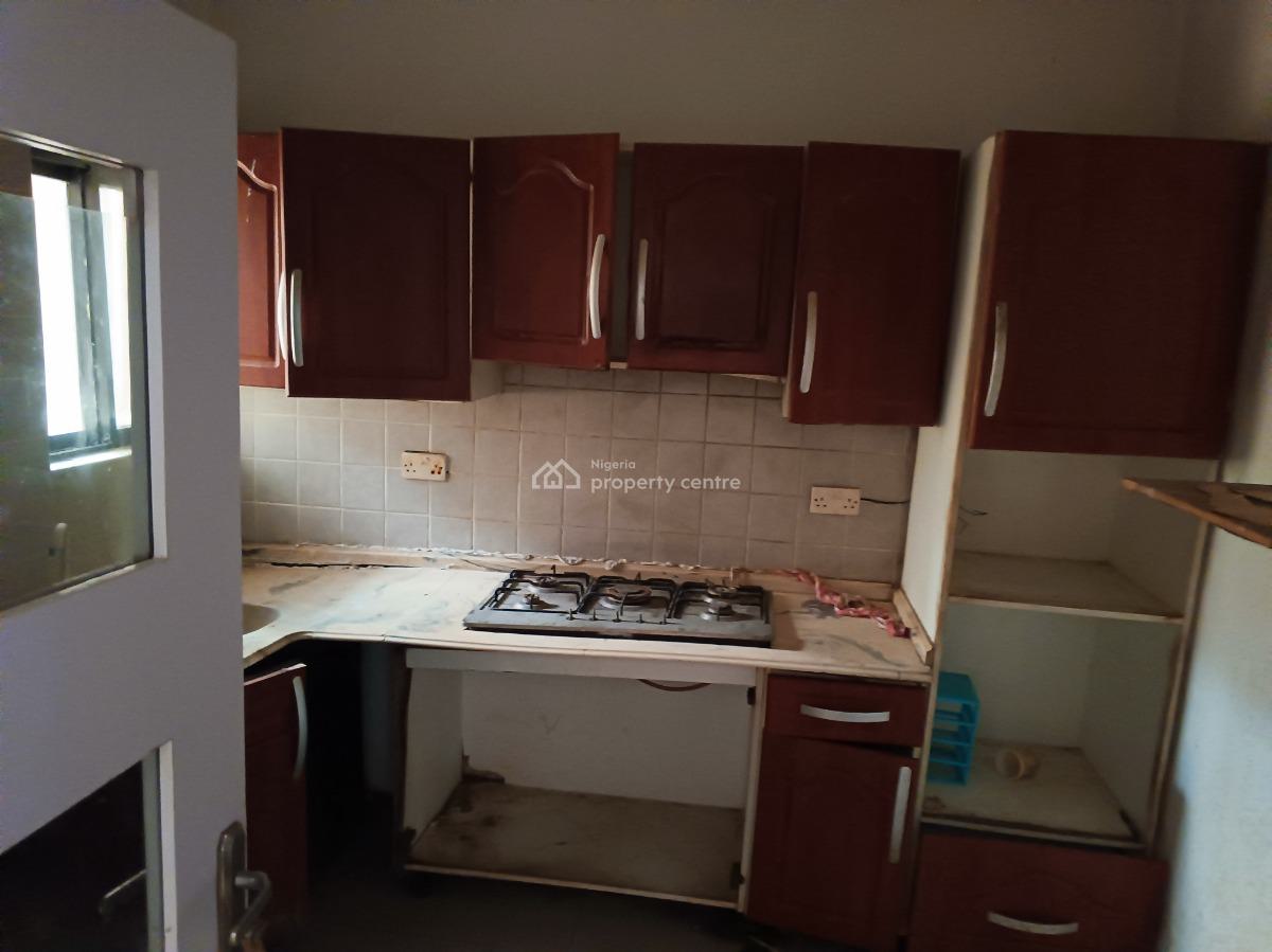 Fantastic 2 Bedrooms + Tiny Bq Flat , on Top 1st Floor, Tenanted, Admiralty Homes Estate, Alpha Beach Road, New-road Bustop, Igbo Efon, Lekki, Lagos, Flat / Apartment for Sale