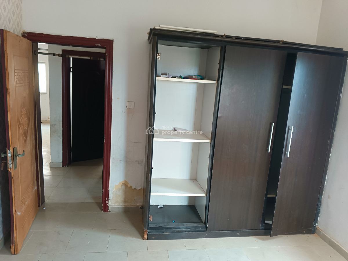 Fantastic 2 Bedrooms + Tiny Bq Flat , on Top 1st Floor, Tenanted, Admiralty Homes Estate, Alpha Beach Road, New-road Bustop, Igbo Efon, Lekki, Lagos, Flat / Apartment for Sale