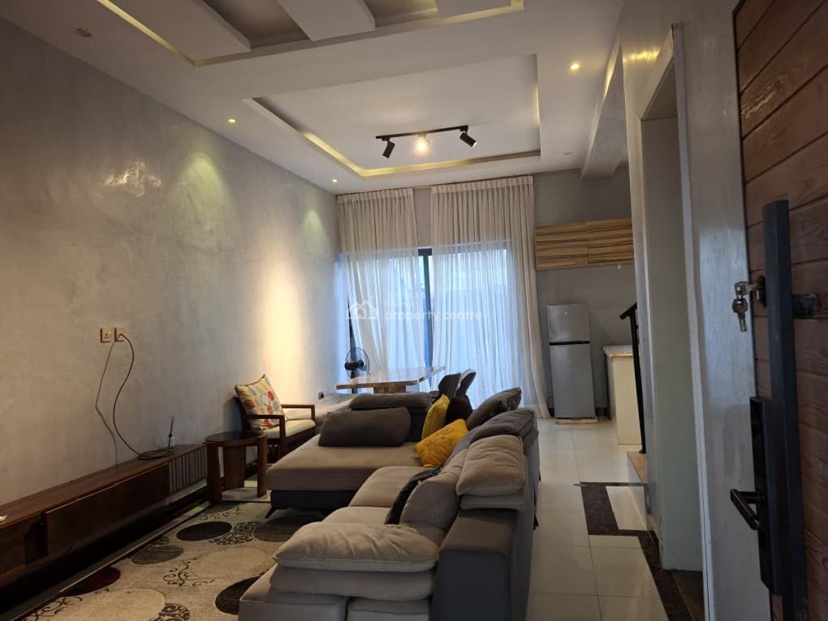 Well Maintained 4 Bedroom Terrace in a Very Good Estate, Amore Gardens/monteygo, Lekki Phase 1, Lekki, Lagos, Terraced Duplex for Sale