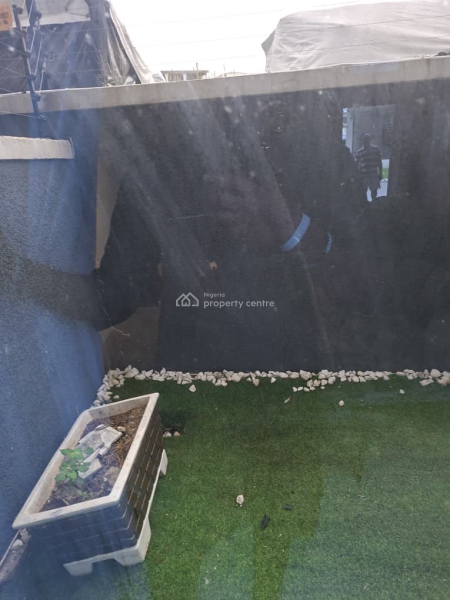 Well Maintained 4 Bedroom Terrace in a Very Good Estate, Amore Gardens/monteygo, Lekki Phase 1, Lekki, Lagos, Terraced Duplex for Sale