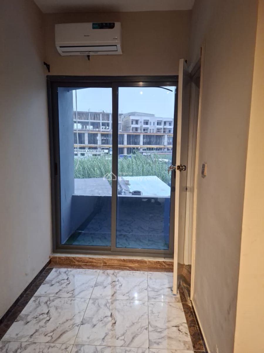 Well Maintained 4 Bedroom Terrace in a Very Good Estate, Amore Gardens/monteygo, Lekki Phase 1, Lekki, Lagos, Terraced Duplex for Sale