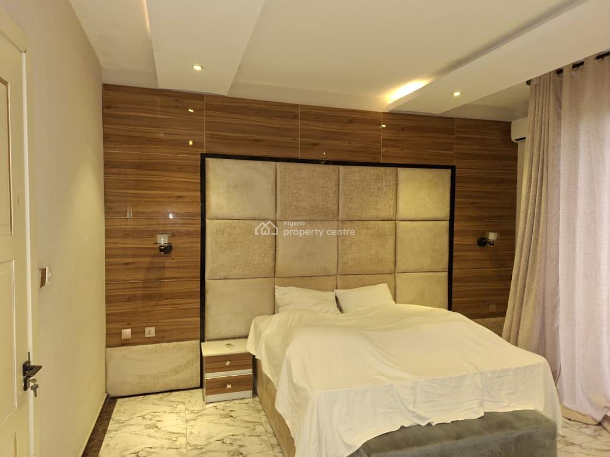 Well Maintained 4 Bedroom Terrace in a Very Good Estate, Amore Gardens/monteygo, Lekki Phase 1, Lekki, Lagos, Terraced Duplex for Sale