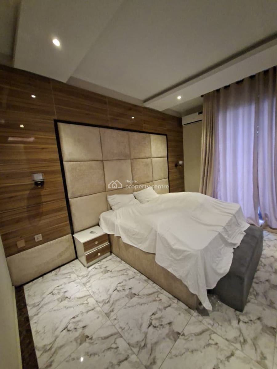 Well Maintained 4 Bedroom Terrace in a Very Good Estate, Amore Gardens/monteygo, Lekki Phase 1, Lekki, Lagos, Terraced Duplex for Sale