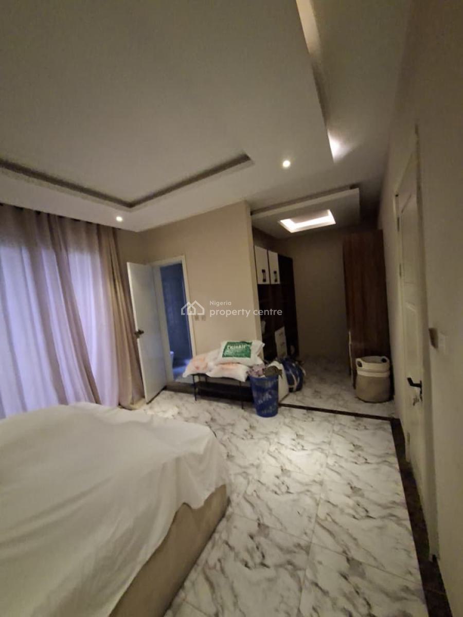 Well Maintained 4 Bedroom Terrace in a Very Good Estate, Amore Gardens/monteygo, Lekki Phase 1, Lekki, Lagos, Terraced Duplex for Sale