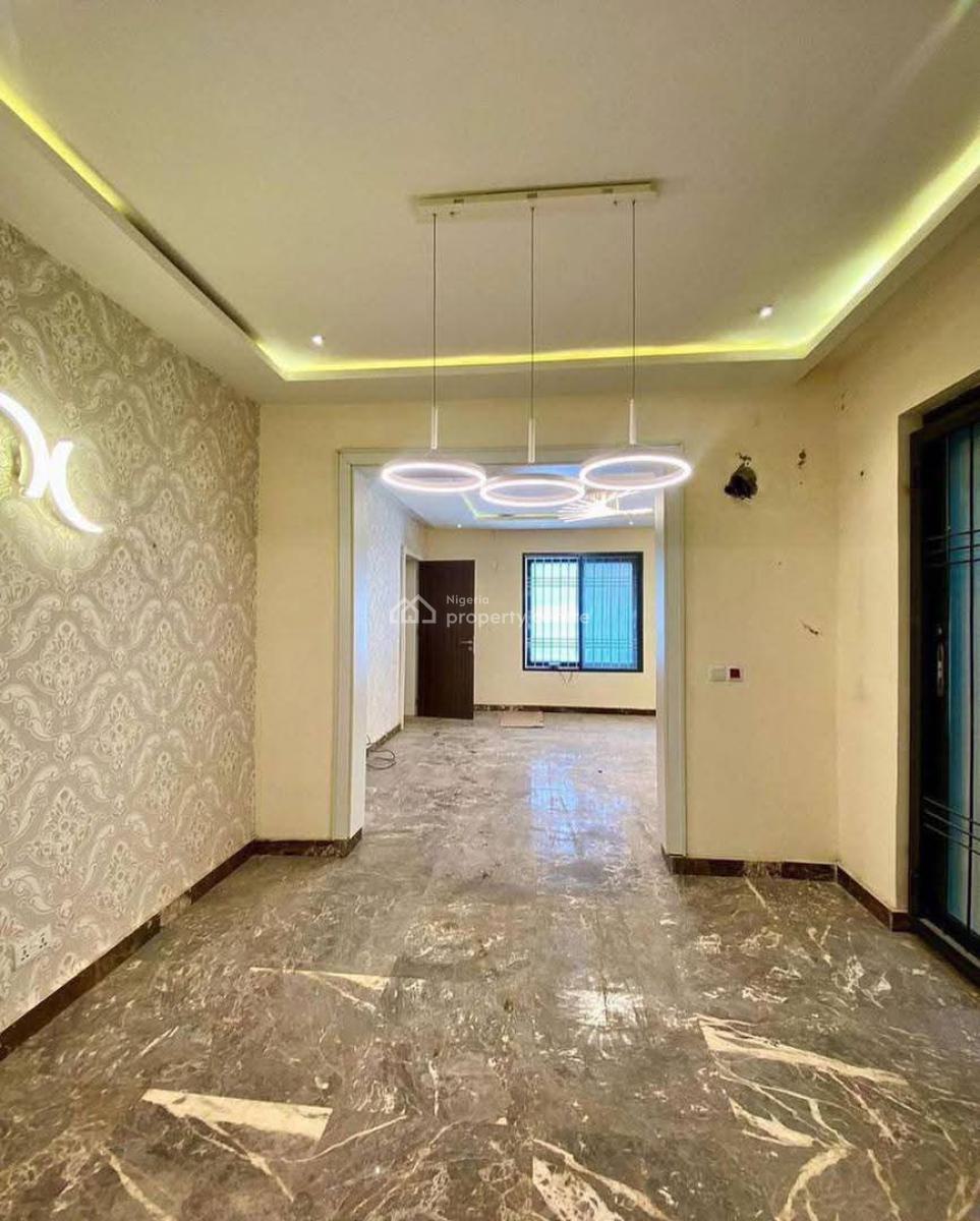 Standard and Well Built 4 Bedroom Semi Detached Duplex, Diplomatic Zone, Guzape District, Abuja, Semi-detached Duplex for Rent