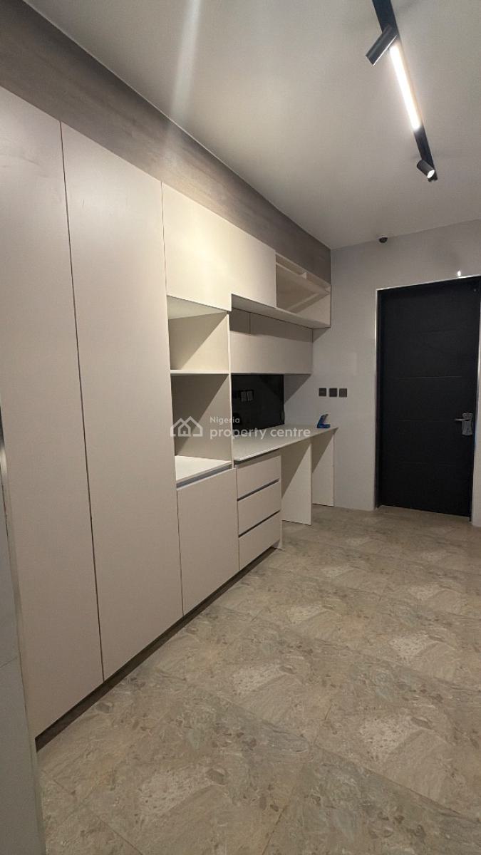 Super Luxurious 4-bedroom Duplex with Bq, Guzape District, Abuja, Terraced Duplex for Rent