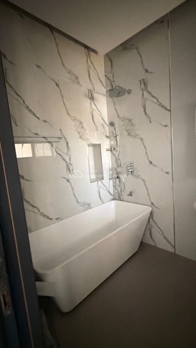 Super Luxurious 4-bedroom Duplex with Bq, Guzape District, Abuja, Terraced Duplex for Rent