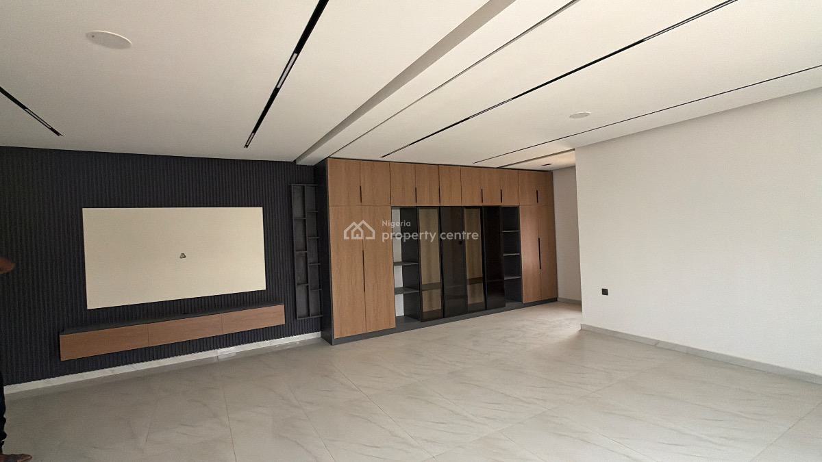 Super Luxurious 4-bedroom Duplex with Bq, Guzape District, Abuja, Terraced Duplex for Rent