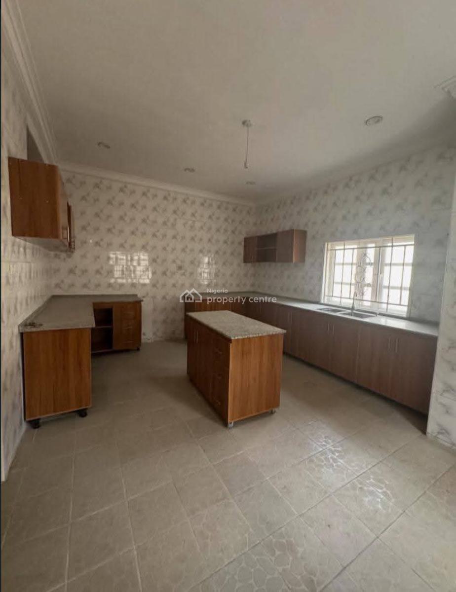 Well Spacious and Finished 6 Bedrooms Semi Detached Duplex., Katampe Extension, Katampe, Abuja, Semi-detached Duplex for Rent