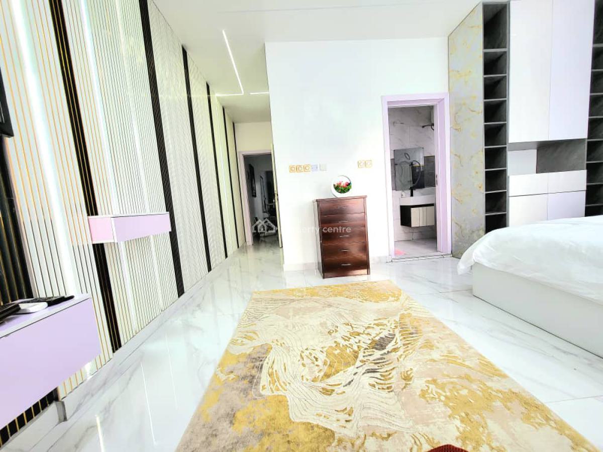 Luxury and Spacious 2 Bedroom Apartment with Pool and Elevator, Lekki Phase 1, Lekki, Lagos, Flat / Apartment for Rent