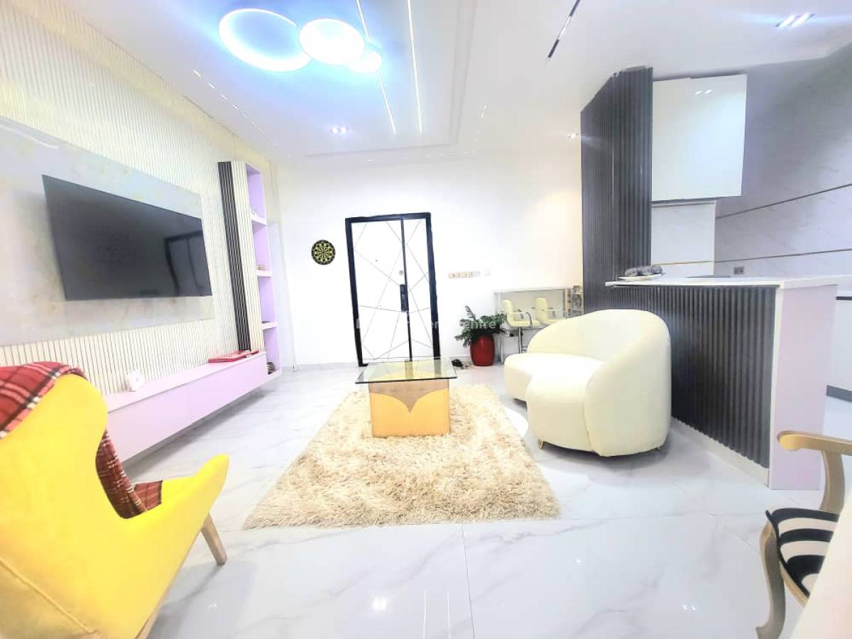 Luxury and Spacious 2 Bedroom Apartment with Pool and Elevator, Lekki Phase 1, Lekki, Lagos, Flat / Apartment for Rent