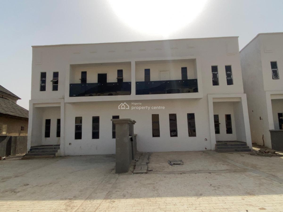 4-bedroom Semi Detached Duplex + 1 Room Bq, Karsana, Abuja, Semi-detached Duplex for Sale