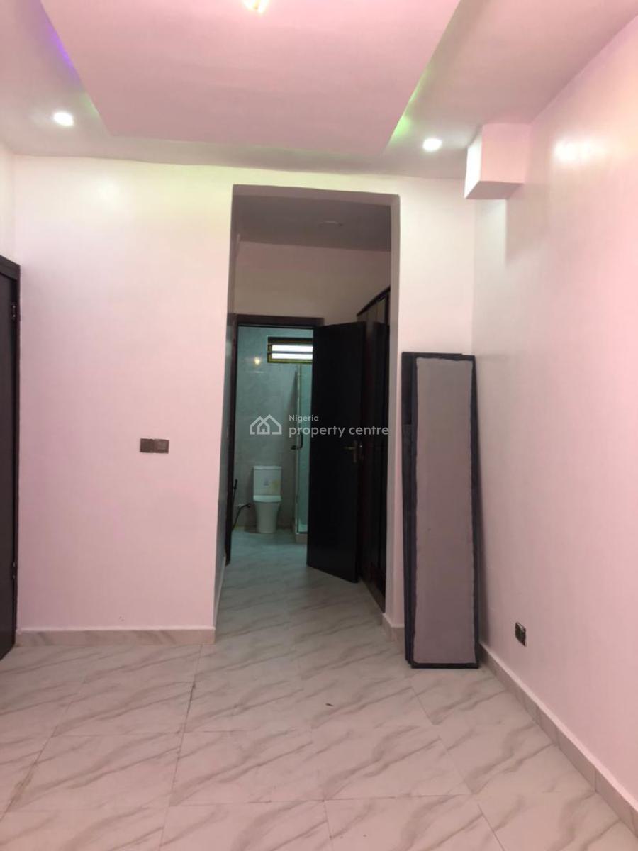 2 Bedroom Apartment with Swimming Pool, Gym and Children Play Ground, Kusenla Road, Ikate Elegushi, Lekki, Lagos, Flat / Apartment for Rent