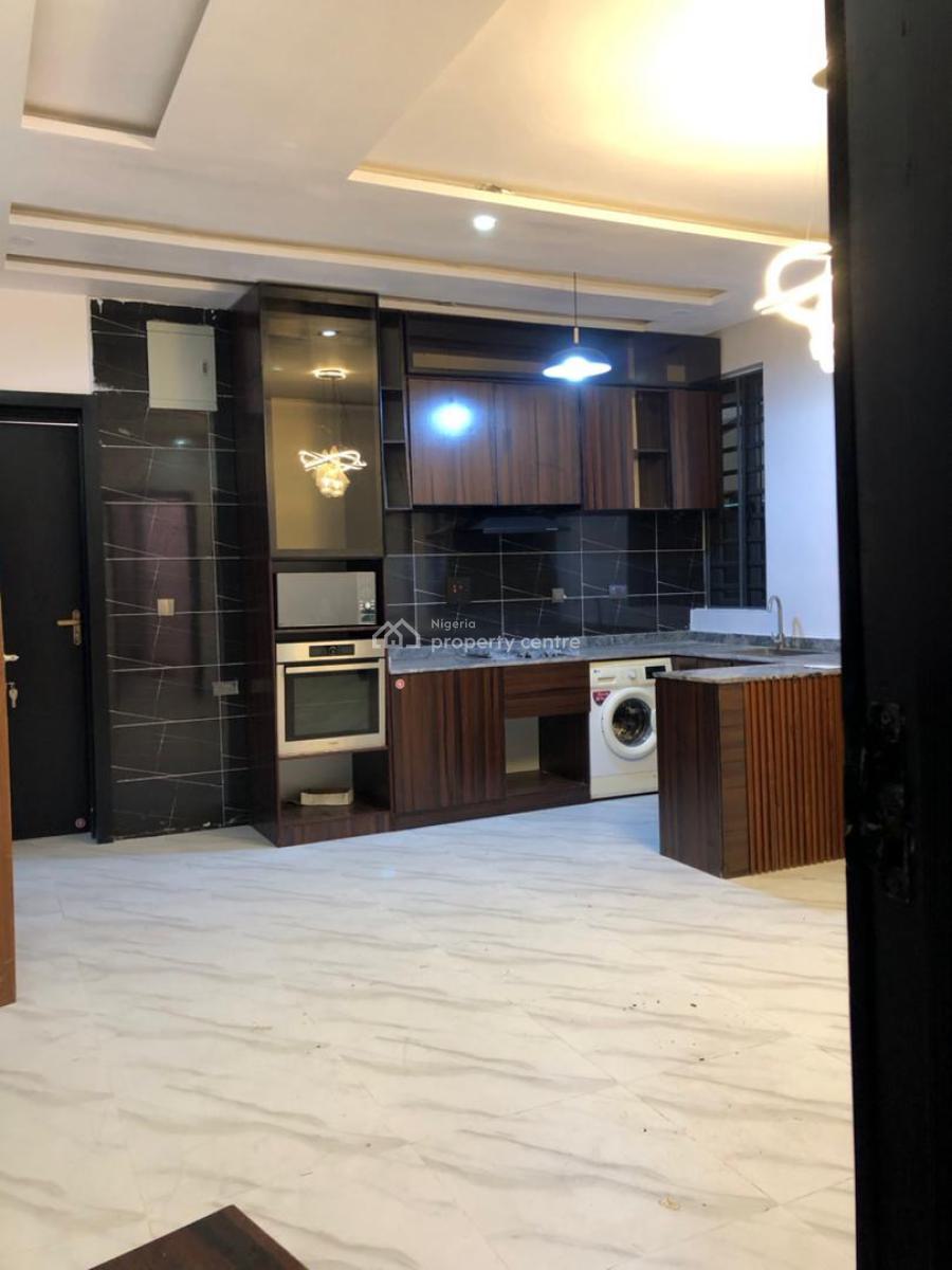 2 Bedroom Apartment with Swimming Pool, Gym and Children Play Ground, Kusenla Road, Ikate Elegushi, Lekki, Lagos, Flat / Apartment for Rent