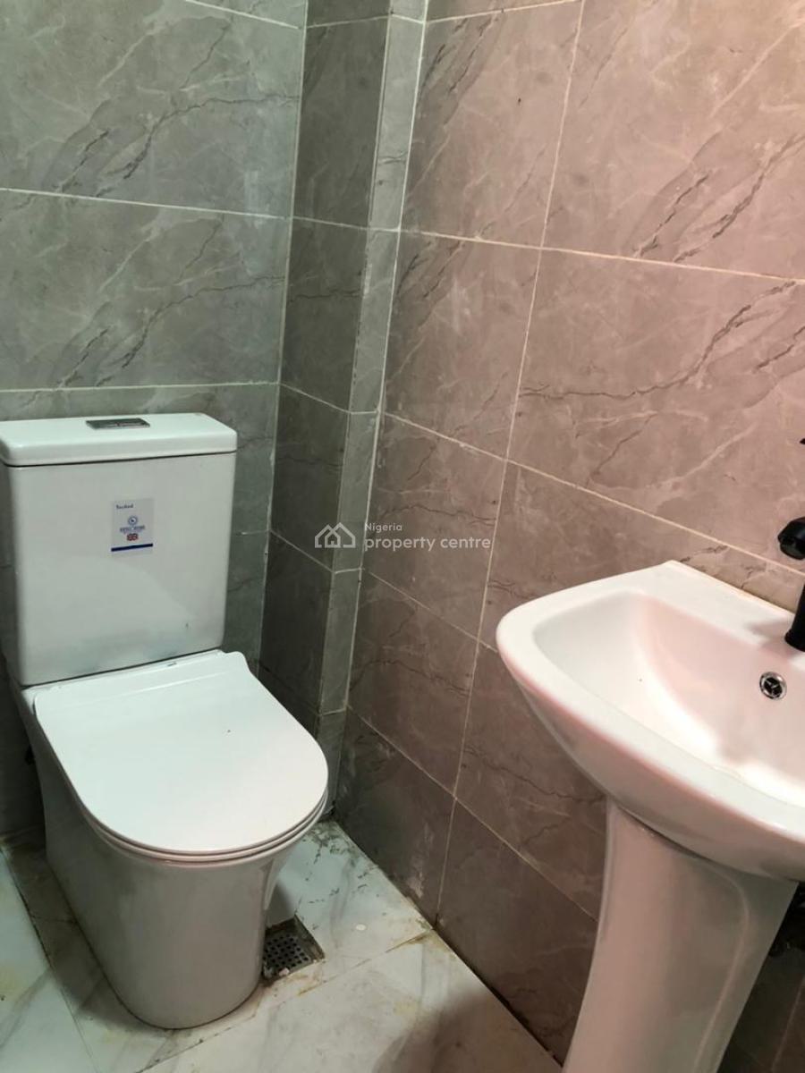 2 Bedroom Apartment with Swimming Pool, Gym and Children Play Ground, Kusenla Road, Ikate Elegushi, Lekki, Lagos, Flat / Apartment for Rent