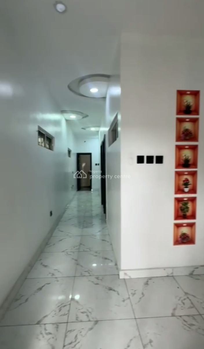 Decent, Standard Spacious Two Bedroom Apartment, Off, Bode Thomas, Surulere, Lagos, Flat / Apartment for Rent