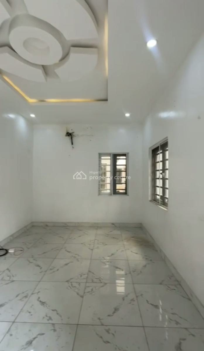 Decent, Standard Spacious Two Bedroom Apartment, Off, Bode Thomas, Surulere, Lagos, Flat / Apartment for Rent