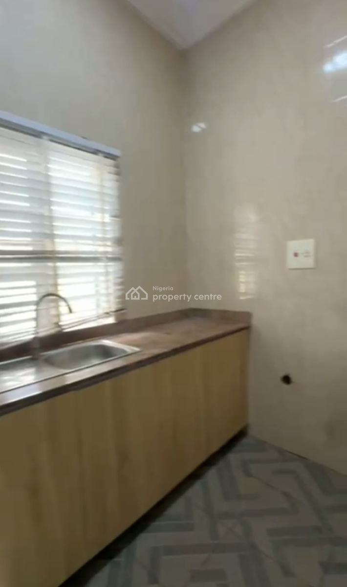 Decent, Standard Spacious Two Bedroom Apartment, Off, Bode Thomas, Surulere, Lagos, Flat / Apartment for Rent