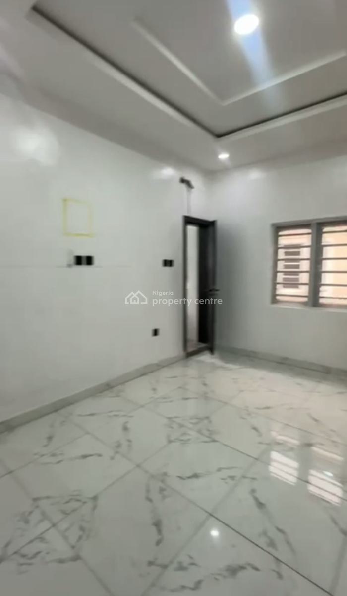 Decent, Standard Spacious Two Bedroom Apartment, Off, Bode Thomas, Surulere, Lagos, Flat / Apartment for Rent