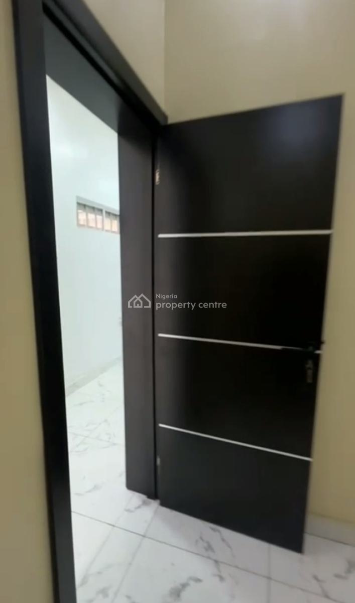 Decent, Standard Spacious Two Bedroom Apartment, Off, Bode Thomas, Surulere, Lagos, Flat / Apartment for Rent