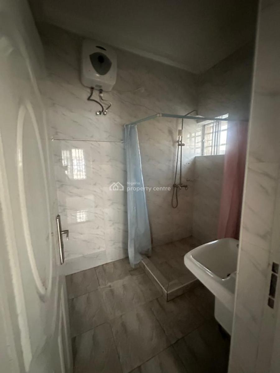 Beautiful 3 Bedroom Apartment, Gbagada, Lagos, Flat / Apartment for Rent
