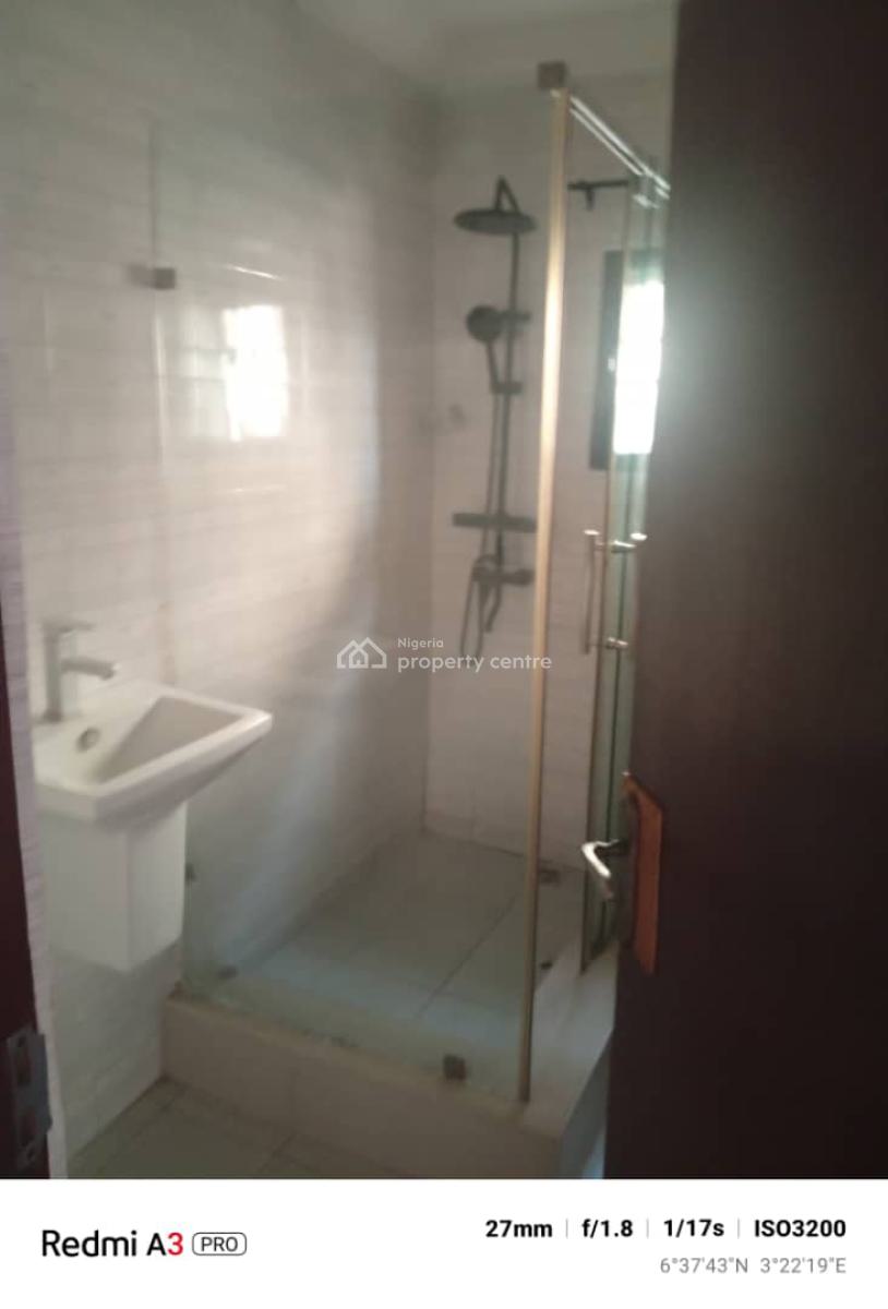 Luxury 3 Bedroom Flat, Omole Phase 2, Ikeja, Lagos, Flat / Apartment for Rent