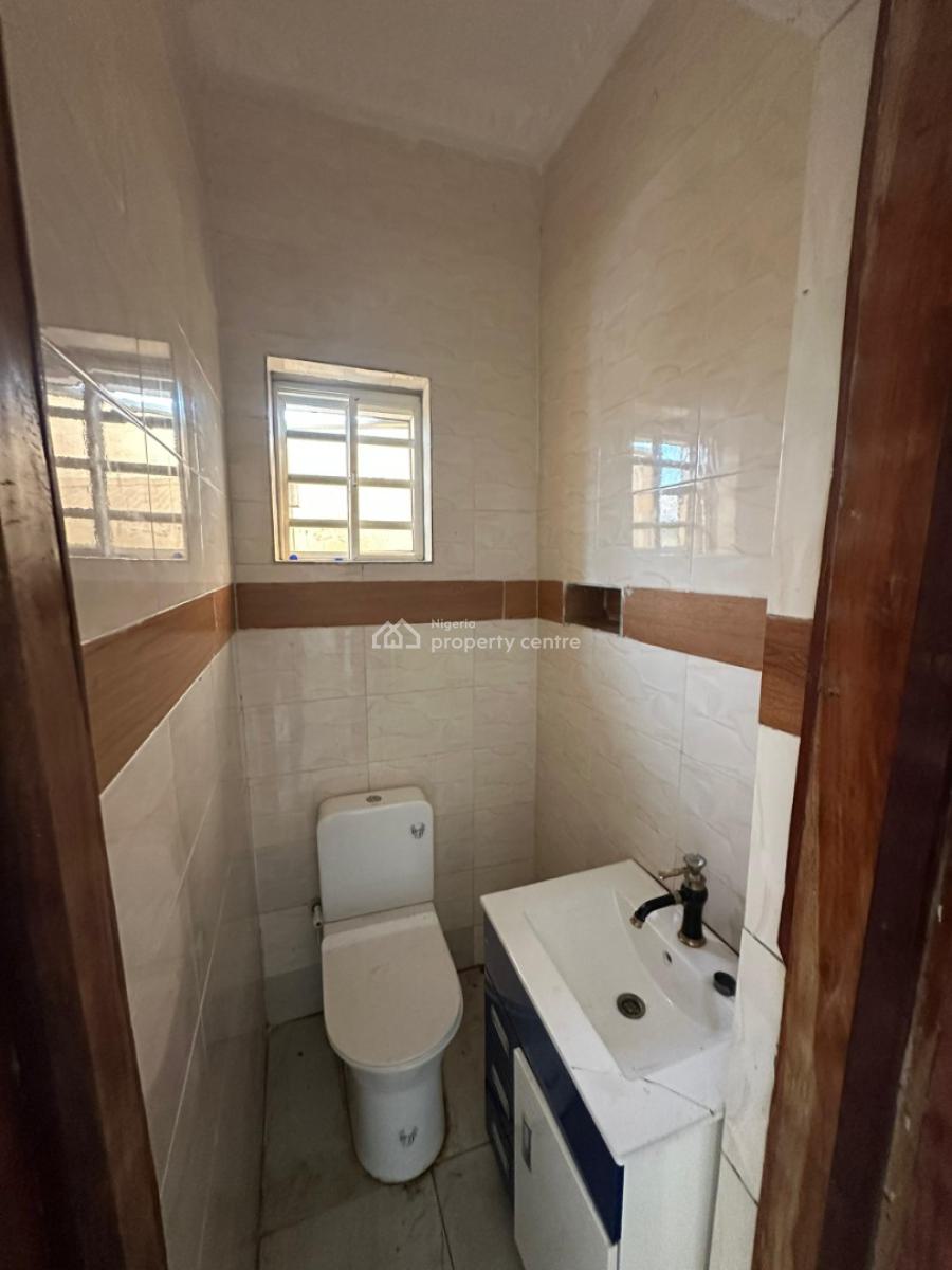 2 Bedroom Apartments, Ologolo, Lekki, Lagos, Flat / Apartment for Rent