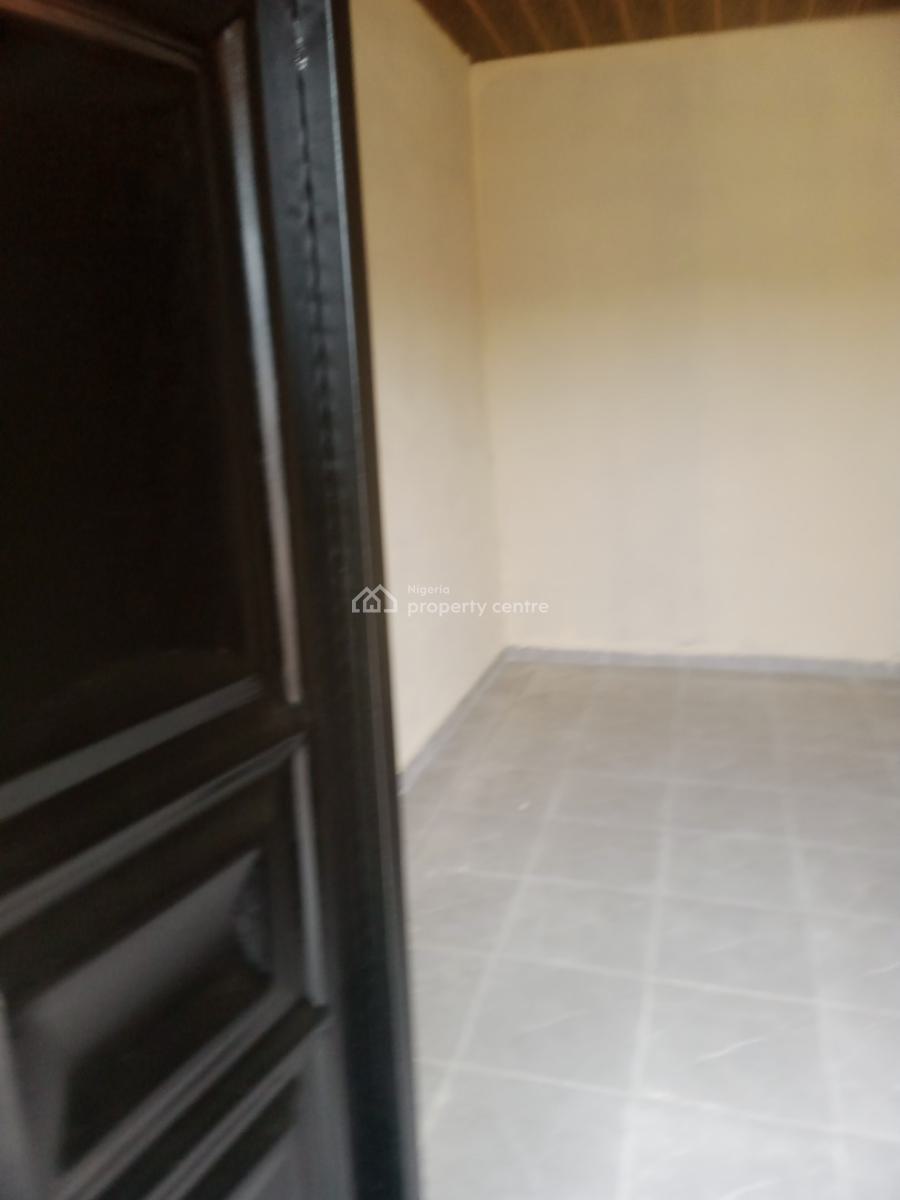 Very Standard and Spacious Shop in Strategic Area, Awoyaya, Ibeju Lekki, Lagos, Shop for Rent