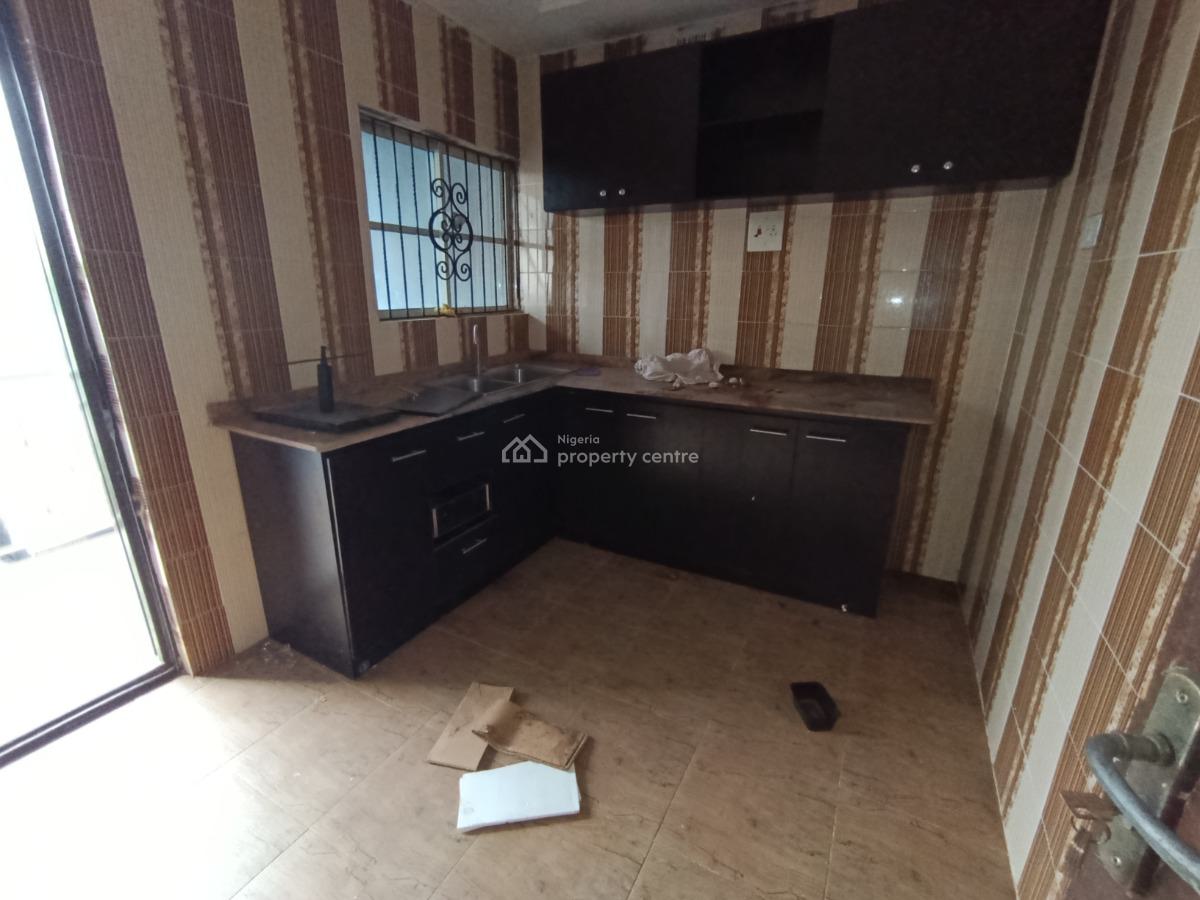 Standard 3 Bedroom Flat with Dinning Space Big Kitchen with Cabinet, Itele,ayobo, Ado-odo/ota, Ogun, Flat / Apartment for Rent