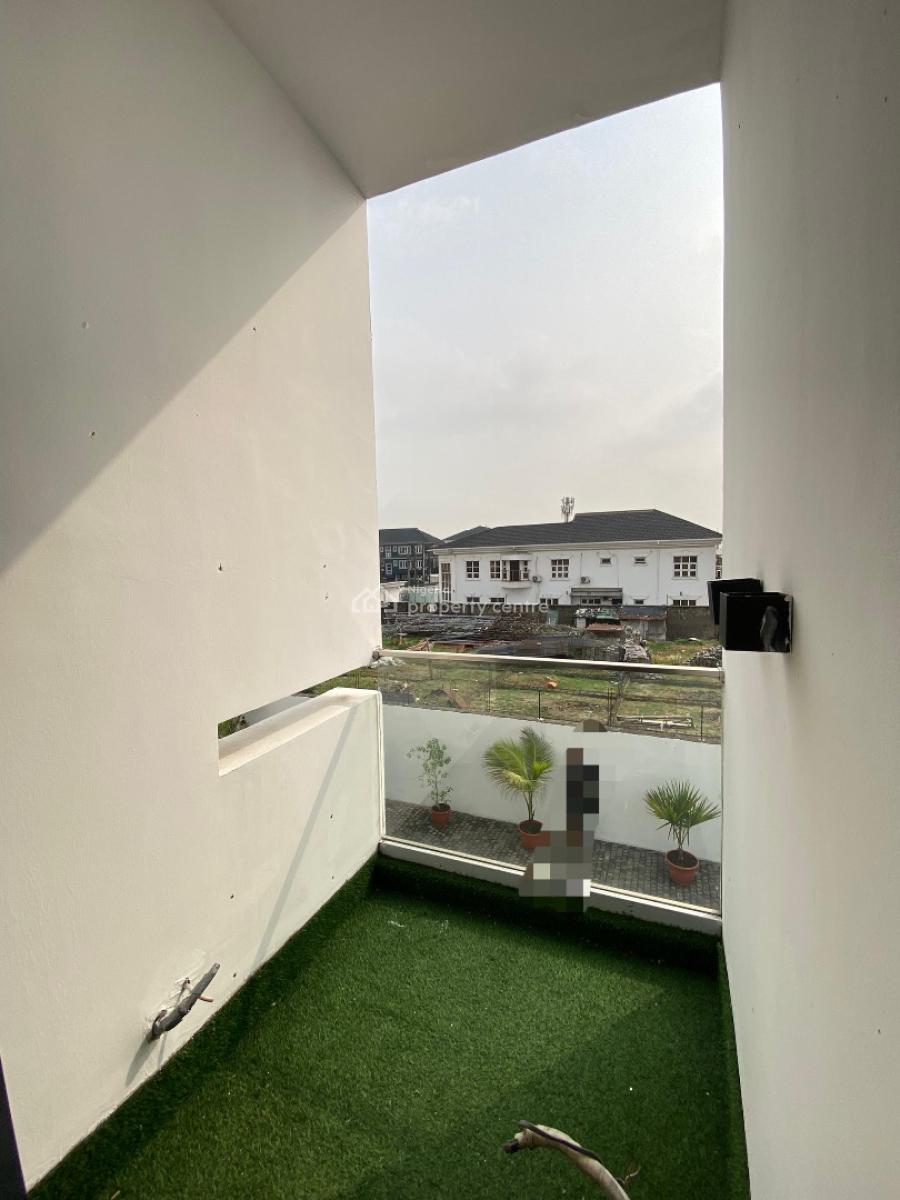 Stunning  Fully Serviced 4 Bedroom Terrace Duplex with Bq, Lekki Phase 1, Lekki, Lagos, Terraced Duplex for Sale
