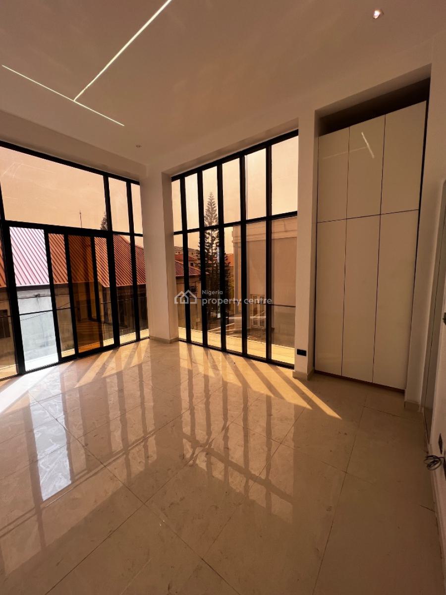 Luxury 3 Bedroom Apartment with Swimming Pool and Gym, Lekki Phase 1, Lekki, Lagos, Flat / Apartment for Sale