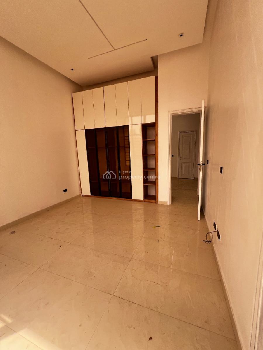 Luxury 3 Bedroom Apartment with Swimming Pool and Gym, Lekki Phase 1, Lekki, Lagos, Flat / Apartment for Sale
