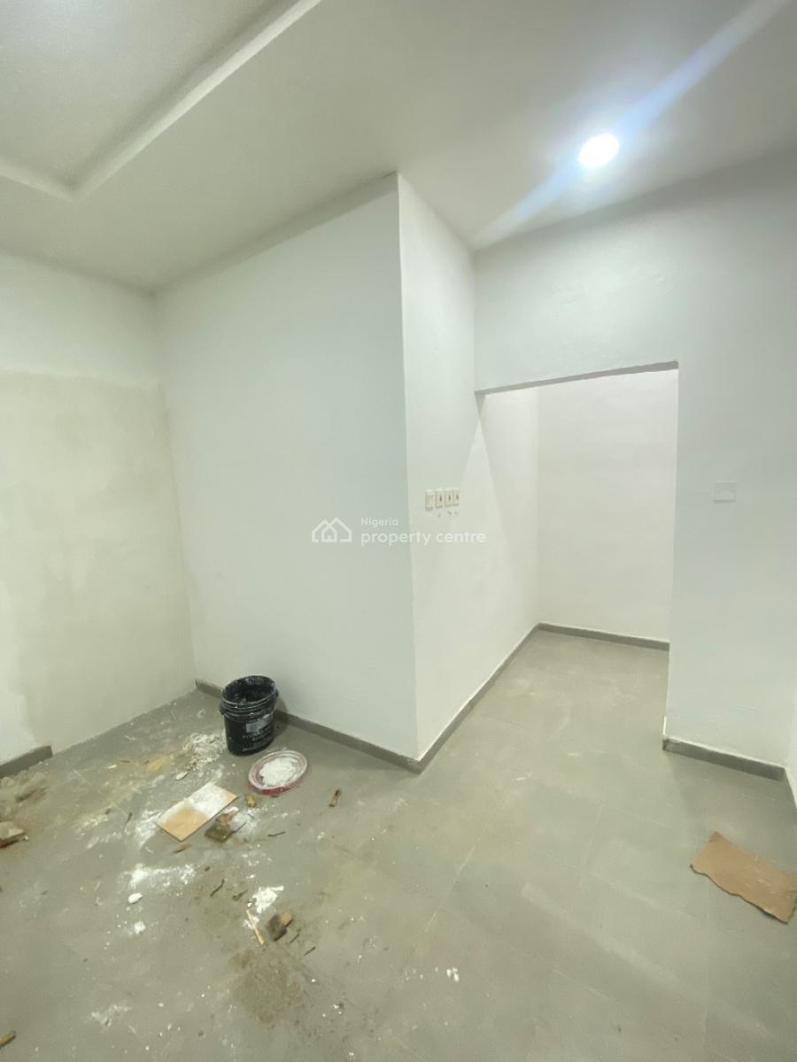 Spacious 3 Bedroom Newly Built Serviced Apartment with Gym, Off Freedom Way, Lekki Phase 1, Lekki, Lagos, Flat / Apartment for Rent