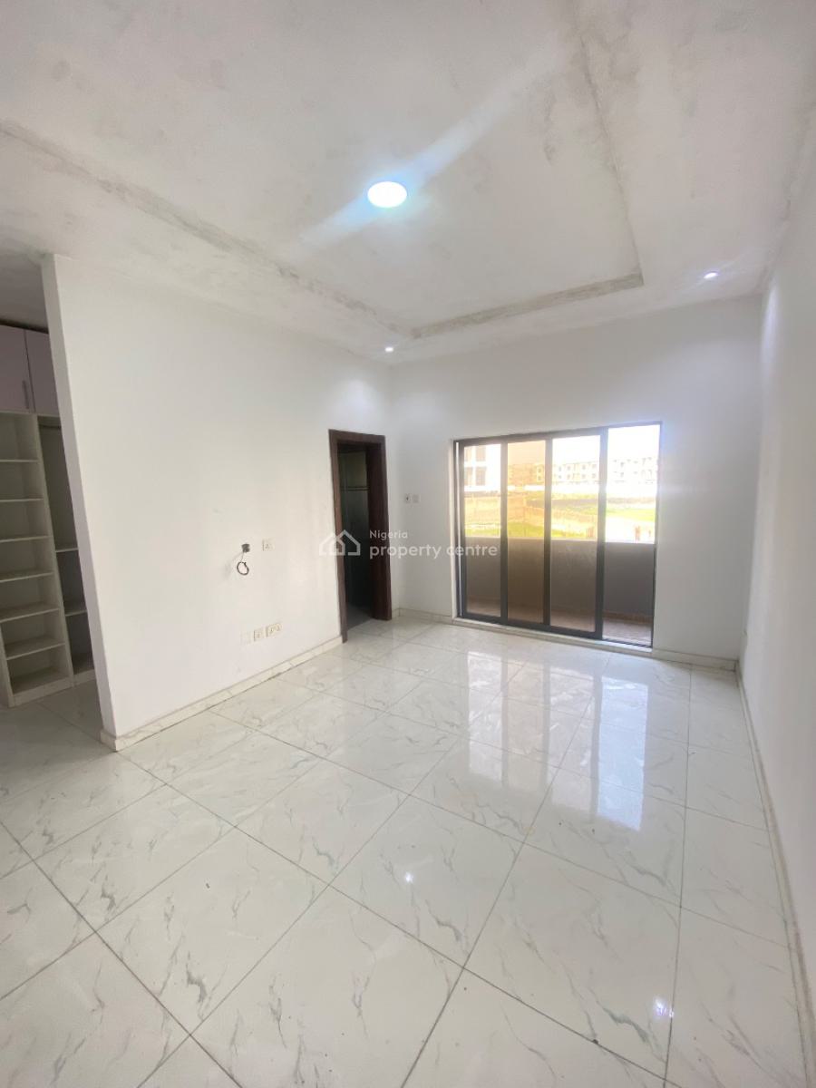 Spacious 3 Bedroom Newly Built Serviced Apartment with Gym, Off Freedom Way, Lekki Phase 1, Lekki, Lagos, Flat / Apartment for Rent