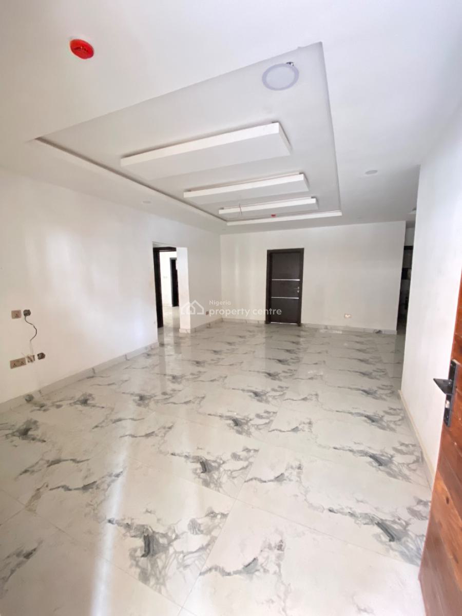 Luxury 2 Bedroom Apartment with Bq at Lekki Phase 1 with Pool and Gym, Lekki Phase 1, Lekki, Lagos, Flat / Apartment for Sale