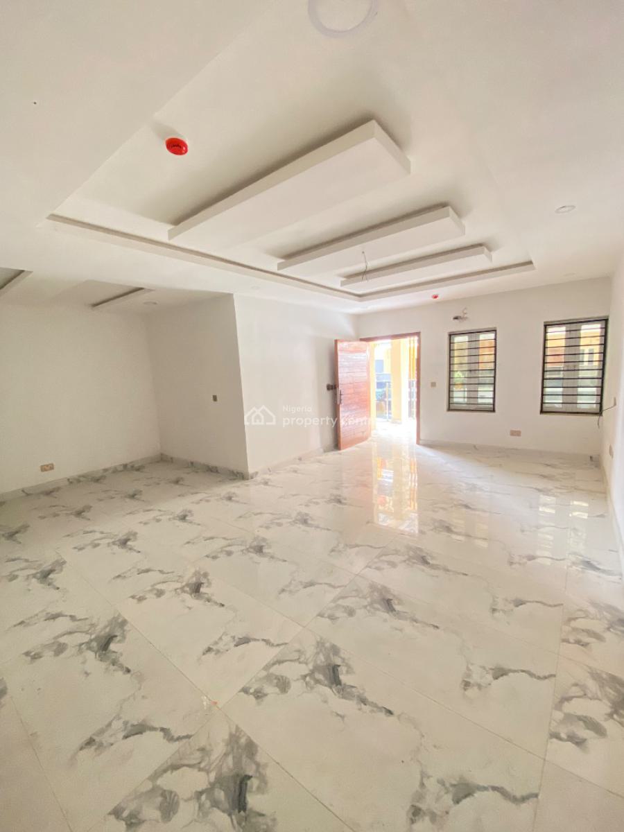 Luxury 2 Bedroom Apartment with Bq at Lekki Phase 1 with Pool and Gym, Lekki Phase 1, Lekki, Lagos, Flat / Apartment for Sale