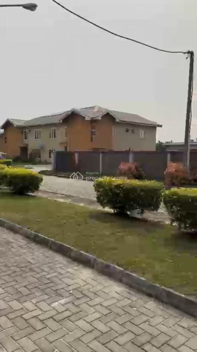 3 Bedroom Apartment Upstairs, Chois Garden, Abijo, Lekki, Lagos, Flat / Apartment for Rent