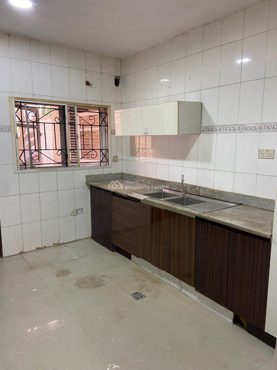 Luxury 4 Bedrooms Townhouse House with 1 Bq ( Its Tenanted), Oniru, Victoria Island (vi), Lagos, House for Sale