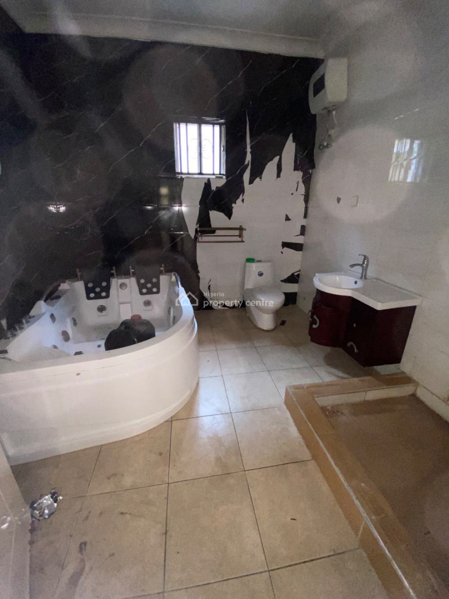 Luxurious, Standard, and Very Spacious  Mini Flat, Bera Estate, Lekki Expressway, Lekki, Lagos, Mini Flat (room and Parlour) for Rent