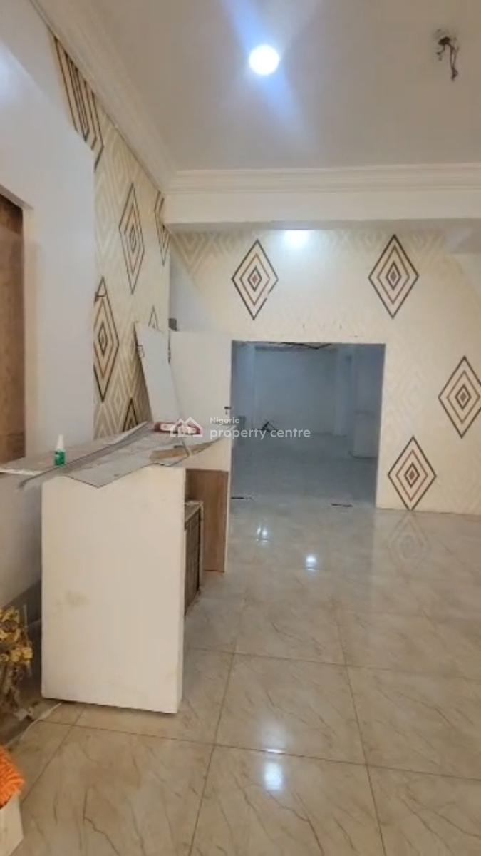 Shop / Office Space / Shopping Mall, Central Business District, Abuja, Plaza / Complex / Mall for Rent