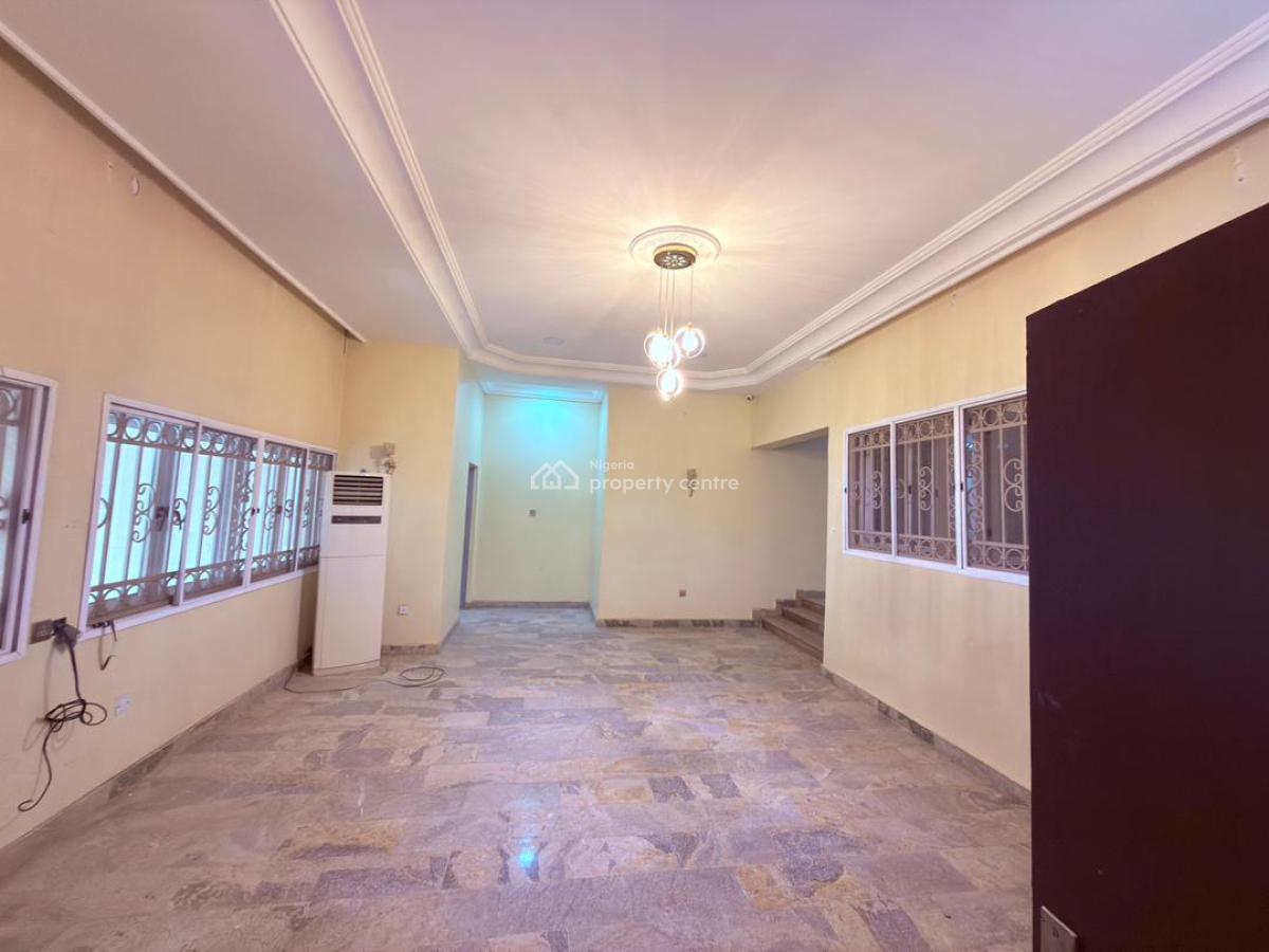 6 Bedrooms Detached Duplex with 1 Bedroom Guest Chalet, Maitama District, Abuja, Detached Duplex for Rent