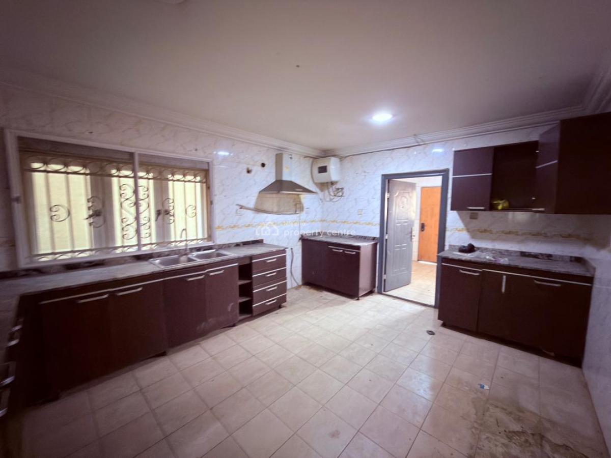 6 Bedrooms Detached Duplex with 1 Bedroom Guest Chalet, Maitama District, Abuja, Detached Duplex for Rent