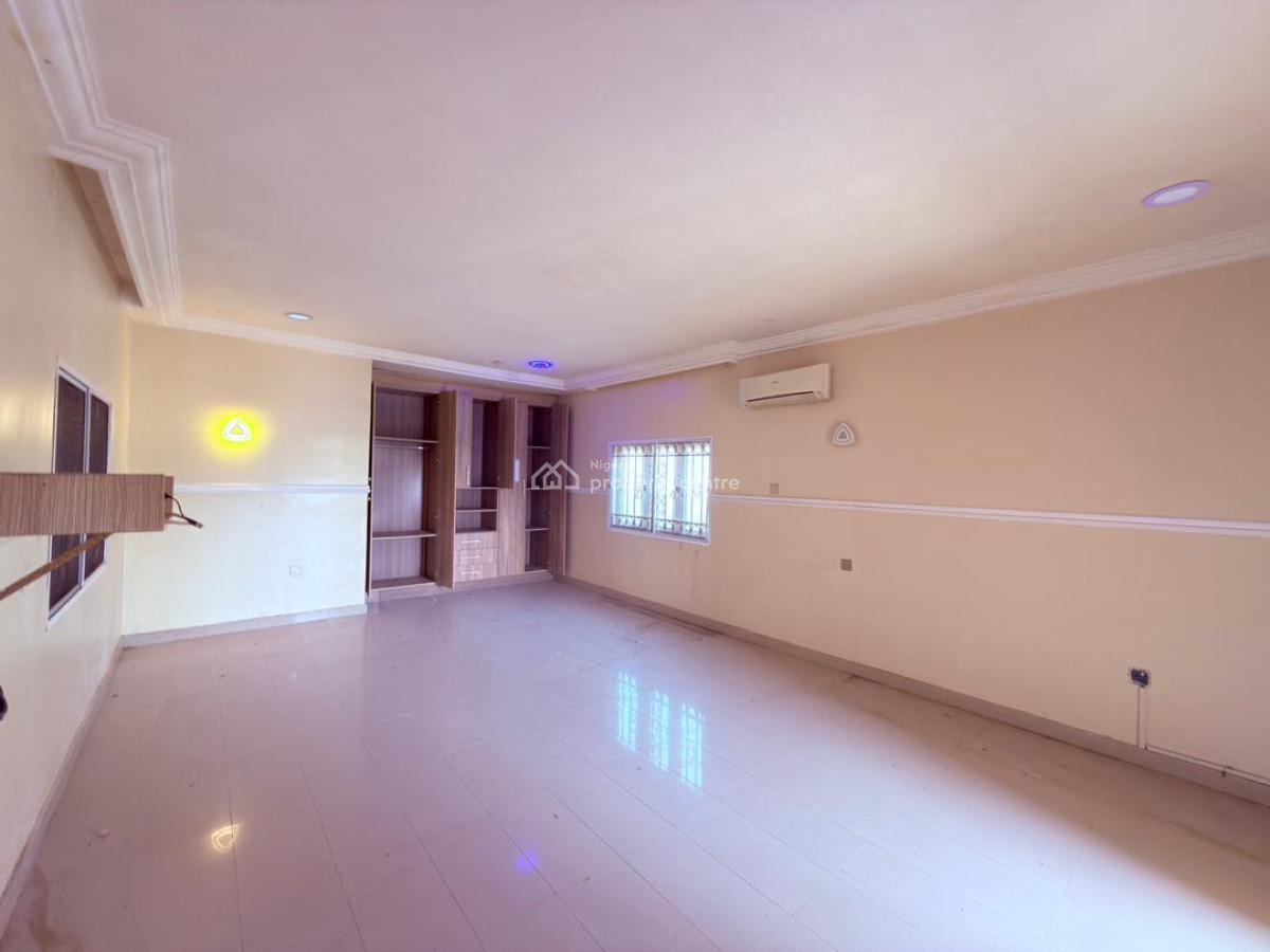 6 Bedrooms Detached Duplex with 1 Bedroom Guest Chalet, Maitama District, Abuja, Detached Duplex for Rent